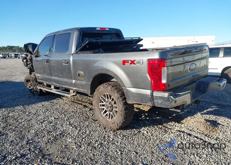 2019 Ford F-250 Lariat z USA, uszkodzony, nr VIN 1FT7W2BT8KED50126